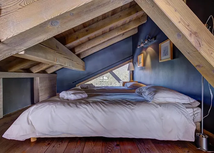 Luxurious Ski-in Ski-out Duplex On Slope Куршевель