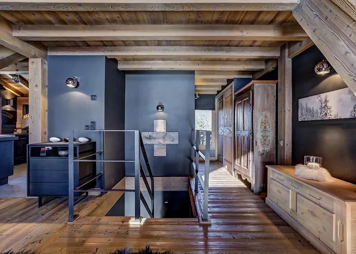 Luxurious Ski-in Ski-out Duplex On Slope Апартаменты *