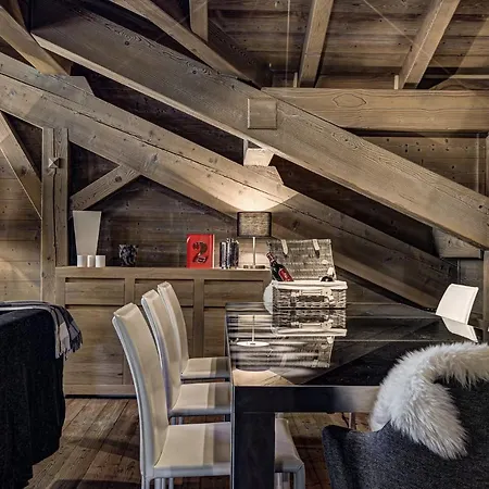 Luxurious Ski-in Ski-out Duplex On Slope 公寓 *