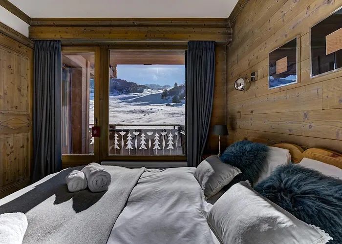 Luxurious Ski-in Ski-out Duplex On Slope *