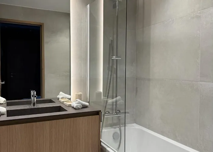 Luxurious Ski-in Ski-out Duplex On Slope Daire