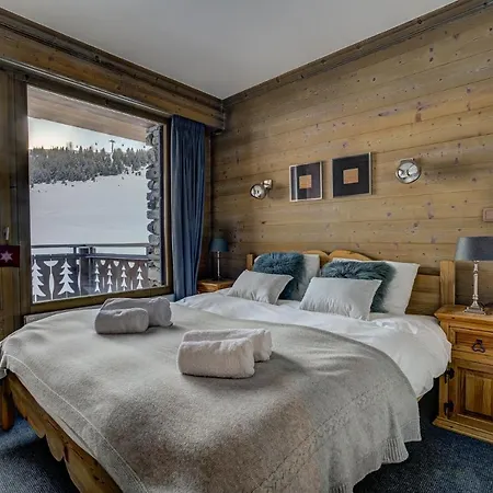 Luxurious Ski-in Ski-out Duplex On Slope * Courchevel