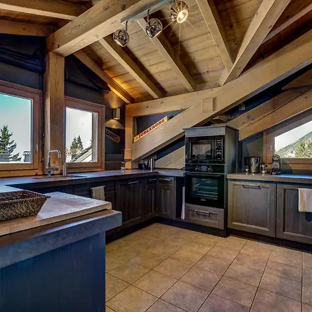 Luxurious Ski-in Ski-out Duplex On Slope Lägenhet *